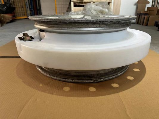 Geänderte Fahrzeug-Militär-Laufebene fügt hohes Polymer-Laufflaches Reifen-System ein