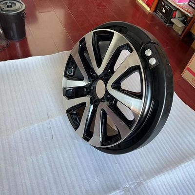 CL Militärische Qualität Schwarz/Weiß Flachreifen mit CE-zertifiziertem Polymer 285/60R18 - 295/80R22.5